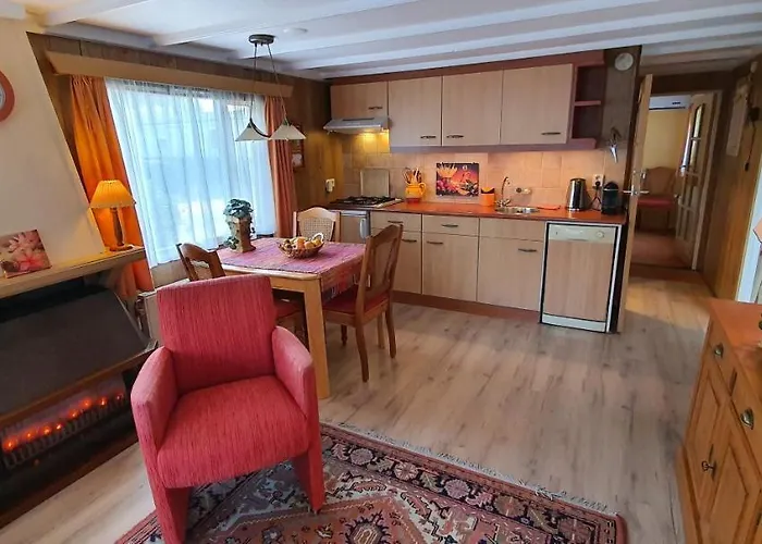 Knus Midden In De En De Rust.